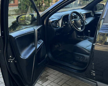 Черный Тойота РАВ 4, объемом двигателя 2.5 л и пробегом 190 тыс. км за 19900 $, фото 5 на Automoto.ua