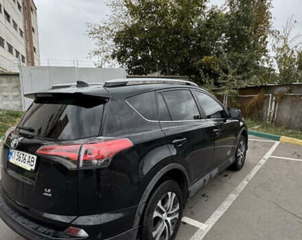 Чорний Тойота РАВ 4, об'ємом двигуна 2.49 л та пробігом 128 тис. км за 23200 $, фото 3 на Automoto.ua