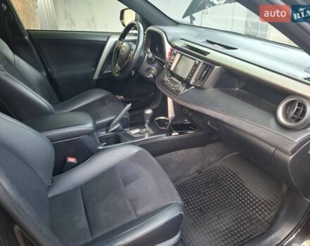 Чорний Тойота РАВ 4, об'ємом двигуна 2 л та пробігом 151 тис. км за 20700 $, фото 12 на Automoto.ua