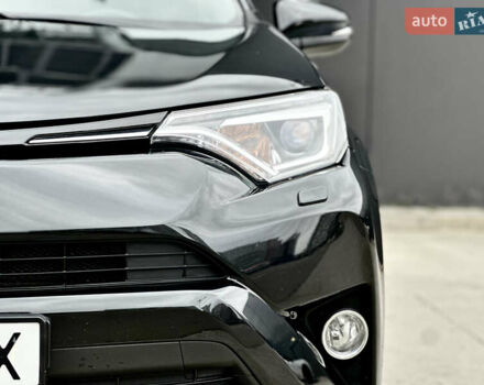 Чорний Тойота РАВ 4, об'ємом двигуна 2.5 л та пробігом 68 тис. км за 24000 $, фото 16 на Automoto.ua