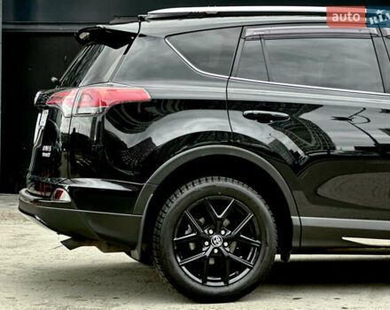 Чорний Тойота РАВ 4, об'ємом двигуна 2.5 л та пробігом 68 тис. км за 24000 $, фото 11 на Automoto.ua