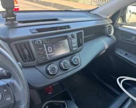 Чорний Тойота РАВ 4, об'ємом двигуна 2.5 л та пробігом 103 тис. км за 17500 $, фото 7 на Automoto.ua