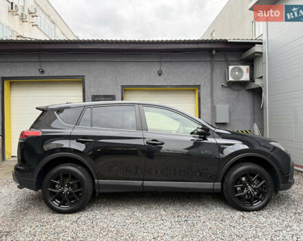 Черный Тойота РАВ 4, объемом двигателя 2.49 л и пробегом 122 тыс. км за 23800 $, фото 6 на Automoto.ua