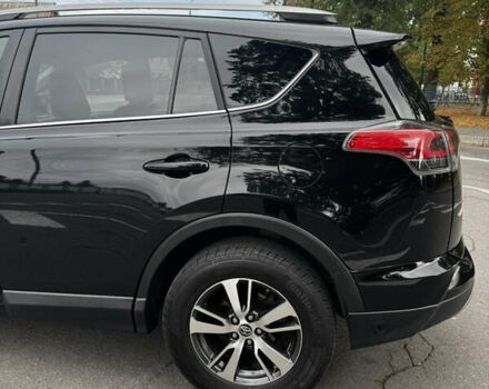 Черный Тойота РАВ 4, объемом двигателя 2.5 л и пробегом 186 тыс. км за 20800 $, фото 8 на Automoto.ua