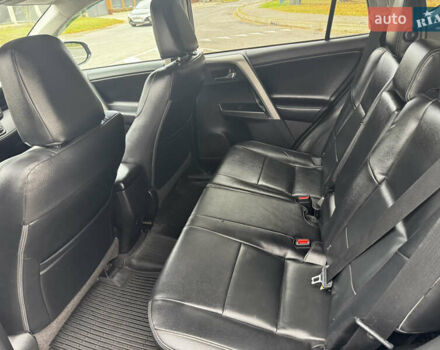 Черный Тойота РАВ 4, объемом двигателя 2.5 л и пробегом 186 тыс. км за 20800 $, фото 13 на Automoto.ua