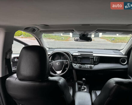 Черный Тойота РАВ 4, объемом двигателя 2.5 л и пробегом 186 тыс. км за 20800 $, фото 20 на Automoto.ua