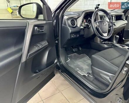 Черный Тойота РАВ 4, объемом двигателя 2.49 л и пробегом 123 тыс. км за 26999 $, фото 18 на Automoto.ua