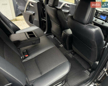 Черный Тойота РАВ 4, объемом двигателя 2.49 л и пробегом 122 тыс. км за 23800 $, фото 35 на Automoto.ua