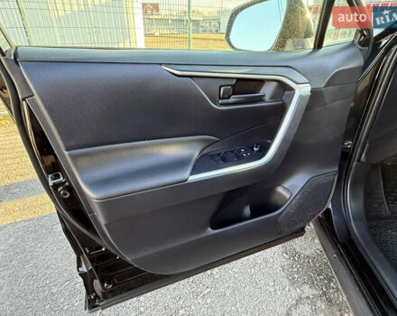 Чорний Тойота РАВ 4, об'ємом двигуна 2.49 л та пробігом 66 тис. км за 21990 $, фото 9 на Automoto.ua