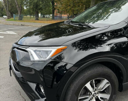 Черный Тойота РАВ 4, объемом двигателя 2.5 л и пробегом 186 тыс. км за 20800 $, фото 4 на Automoto.ua