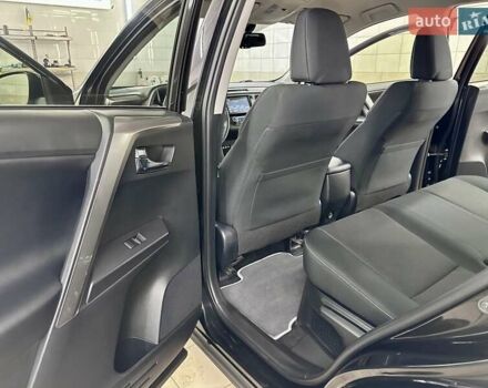 Чорний Тойота РАВ 4, об'ємом двигуна 2.49 л та пробігом 123 тис. км за 24999 $, фото 35 на Automoto.ua