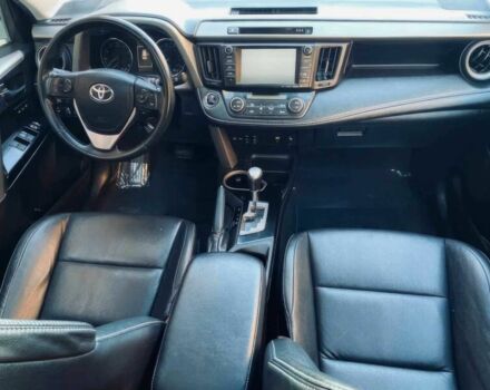 Чорний Тойота РАВ 4, об'ємом двигуна 2.5 л та пробігом 31 тис. км за 11000 $, фото 7 на Automoto.ua
