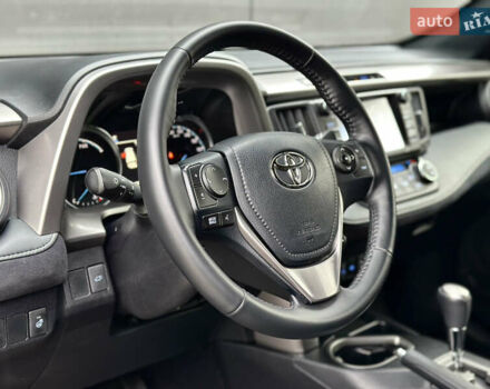 Чорний Тойота РАВ 4, об'ємом двигуна 2.5 л та пробігом 68 тис. км за 24000 $, фото 27 на Automoto.ua