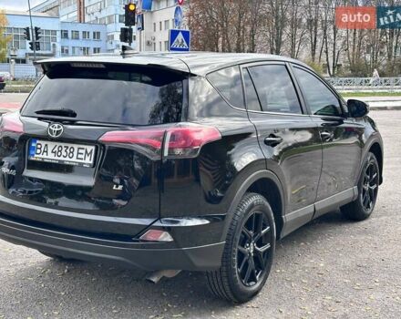 Тойота РАВ 4 2018 в Кропивницком (Кировограде) на Automoto.ua Черный Тойота РАВ 4, объемом двигателя 2.49 л и пробегом 100 тыс. км за 20000 $, фото 5 на Automoto.ua