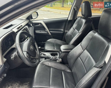 Черный Тойота РАВ 4, объемом двигателя 2.5 л и пробегом 186 тыс. км за 20800 $, фото 11 на Automoto.ua