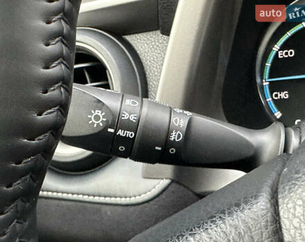 Чорний Тойота РАВ 4, об'ємом двигуна 2.5 л та пробігом 68 тис. км за 24000 $, фото 37 на Automoto.ua