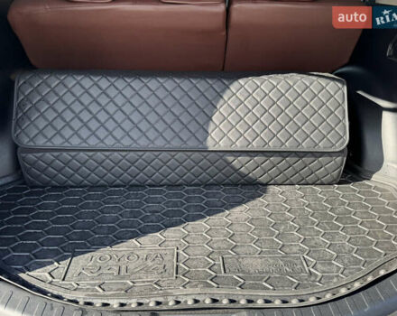 Черный Тойота РАВ 4, объемом двигателя 2.49 л и пробегом 103 тыс. км за 28000 $, фото 9 на Automoto.ua