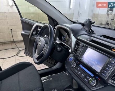 Чорний Тойота РАВ 4, об'ємом двигуна 2.49 л та пробігом 123 тис. км за 24999 $, фото 20 на Automoto.ua