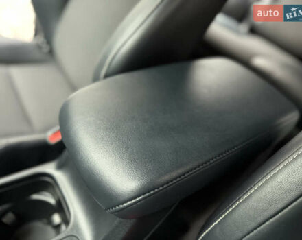 Черный Тойота РАВ 4, объемом двигателя 2.49 л и пробегом 122 тыс. км за 23800 $, фото 24 на Automoto.ua