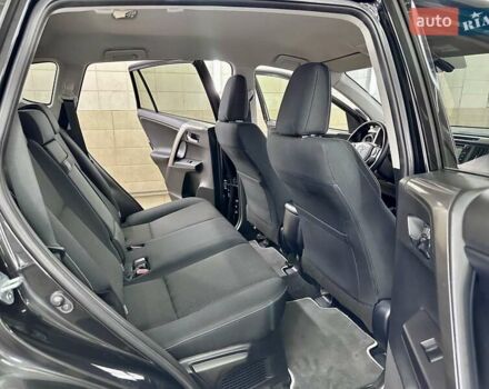 Черный Тойота РАВ 4, объемом двигателя 2.49 л и пробегом 123 тыс. км за 26999 $, фото 13 на Automoto.ua