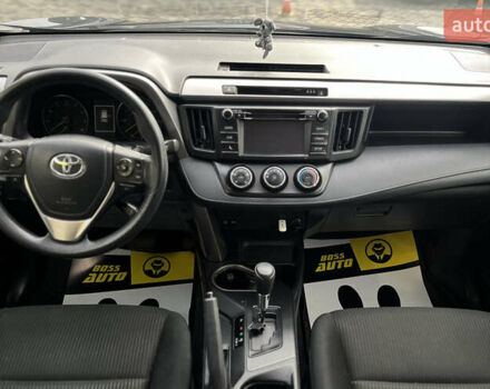 Чорний Тойота РАВ 4, об'ємом двигуна 2.49 л та пробігом 48 тис. км за 19100 $, фото 10 на Automoto.ua