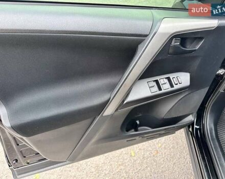 Тойота РАВ 4 2018 в Кропивницком (Кировограде) на Automoto.ua Черный Тойота РАВ 4, объемом двигателя 2.49 л и пробегом 100 тыс. км за 20000 $, фото 14 на Automoto.ua