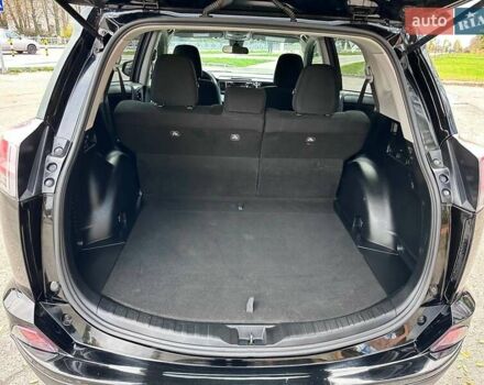 Тойота РАВ 4 2018 в Кропивницком (Кировограде) на Automoto.ua Черный Тойота РАВ 4, объемом двигателя 2.49 л и пробегом 100 тыс. км за 20000 $, фото 16 на Automoto.ua