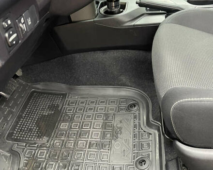 Черный Тойота РАВ 4, объемом двигателя 2.49 л и пробегом 98 тыс. км за 22000 $, фото 35 на Automoto.ua