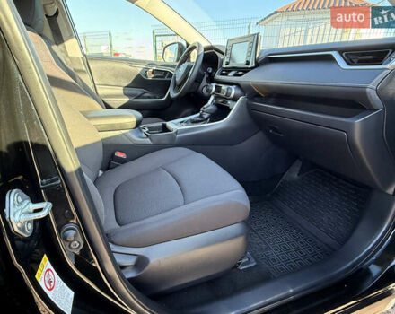 Чорний Тойота РАВ 4, об'ємом двигуна 2.49 л та пробігом 66 тис. км за 21990 $, фото 13 на Automoto.ua