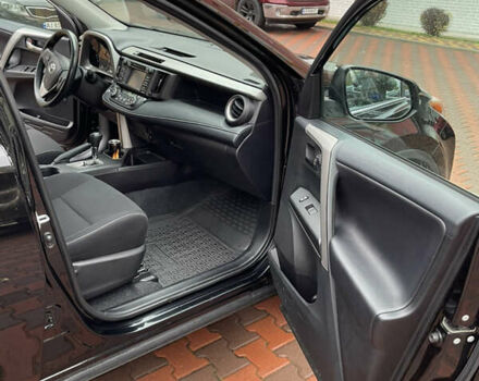 Черный Тойота РАВ 4, объемом двигателя 2.49 л и пробегом 98 тыс. км за 22000 $, фото 23 на Automoto.ua