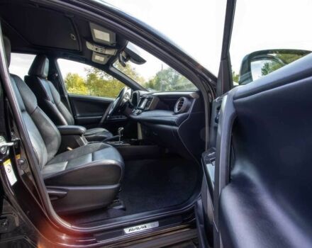 Черный Тойота РАВ 4, объемом двигателя 2.5 л и пробегом 41 тыс. км за 12000 $, фото 8 на Automoto.ua