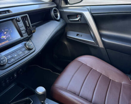 Черный Тойота РАВ 4, объемом двигателя 2.49 л и пробегом 103 тыс. км за 28000 $, фото 8 на Automoto.ua