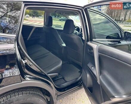 Тойота РАВ 4 2018 в Кропивницком (Кировограде) на Automoto.ua Черный Тойота РАВ 4, объемом двигателя 2.49 л и пробегом 100 тыс. км за 20000 $, фото 17 на Automoto.ua