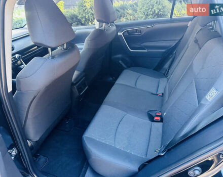 Черный Тойота РАВ 4, объемом двигателя 1.99 л и пробегом 28 тыс. км за 24800 $, фото 27 на Automoto.ua