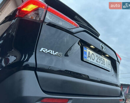 Черный Тойота РАВ 4, объемом двигателя 1.99 л и пробегом 162 тыс. км за 25500 $, фото 5 на Automoto.ua