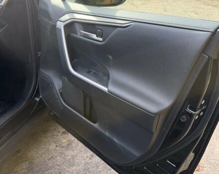 Тойота РАВ 4 2019 в Желтых Водах на Automoto.ua Черный Тойота РАВ 4, объемом двигателя 2.5 л и пробегом 43 тыс. км за 34000 $, фото 13 на Automoto.ua