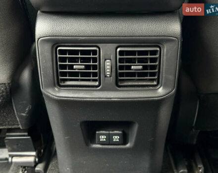 Чорний Тойота РАВ 4, об'ємом двигуна 1.99 л та пробігом 186 тис. км за 24500 $, фото 13 на Automoto.ua