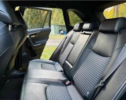 Тойота РАВ 4 2019 в Киеве на Automoto.ua Черный Тойота РАВ 4, объемом двигателя 2.5 л и пробегом 121 тыс. км за 18300 $, фото 9 на Automoto.ua