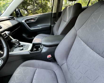 Чорний Тойота РАВ 4, об'ємом двигуна 1.99 л та пробігом 155 тис. км за 27500 $, фото 21 на Automoto.ua