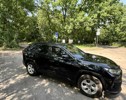 Чорний Тойота РАВ 4, об'ємом двигуна 1.99 л та пробігом 155 тис. км за 27500 $, фото 4 на Automoto.ua