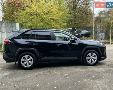 Черный Тойота РАВ 4, объемом двигателя 1.99 л и пробегом 184 тыс. км за 23555 $, фото 1 на Automoto.ua