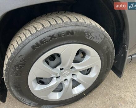 Черный Тойота РАВ 4, объемом двигателя 1.99 л и пробегом 184 тыс. км за 23555 $, фото 18 на Automoto.ua