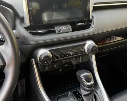 Тойота РАВ 4 2019 в Желтых Водах на Automoto.ua Черный Тойота РАВ 4, объемом двигателя 2.5 л и пробегом 43 тыс. км за 34000 $, фото 18 на Automoto.ua