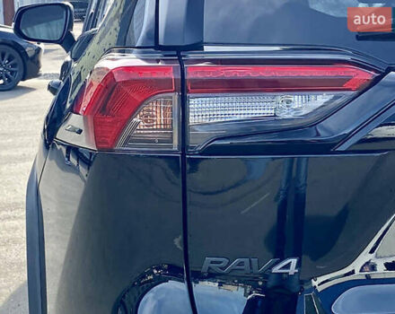 Тойота РАВ 4 2019 в Киеве на Automoto.ua Черный Тойота РАВ 4, объемом двигателя 2.5 л и пробегом 55 тыс. км за 24500 $, фото 8 на Automoto.ua