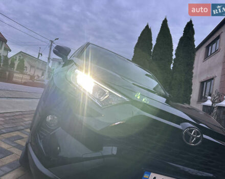 Черный Тойота РАВ 4, объемом двигателя 1.99 л и пробегом 162 тыс. км за 25500 $, фото 2 на Automoto.ua