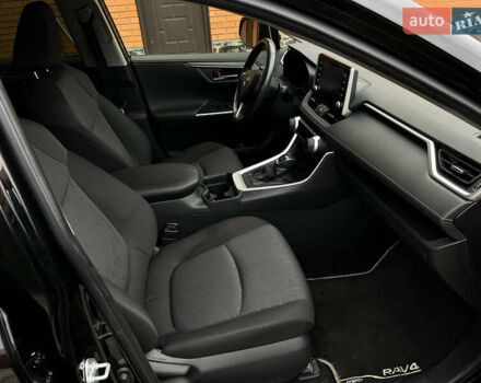 Черный Тойота РАВ 4, объемом двигателя 2.5 л и пробегом 67 тыс. км за 29900 $, фото 27 на Automoto.ua