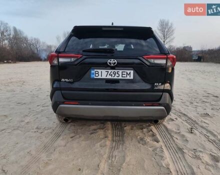 Чорний Тойота РАВ 4, об'ємом двигуна 2.49 л та пробігом 98 тис. км за 22500 $, фото 7 на Automoto.ua
