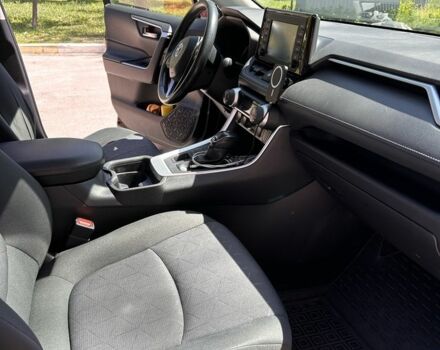 Чорний Тойота РАВ 4, об'ємом двигуна 2.5 л та пробігом 112 тис. км за 24999 $, фото 12 на Automoto.ua