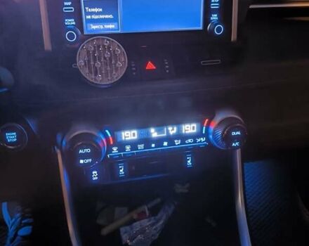 Чорний Тойота РАВ 4, об'ємом двигуна 1.99 л та пробігом 83 тис. км за 28000 $, фото 6 на Automoto.ua