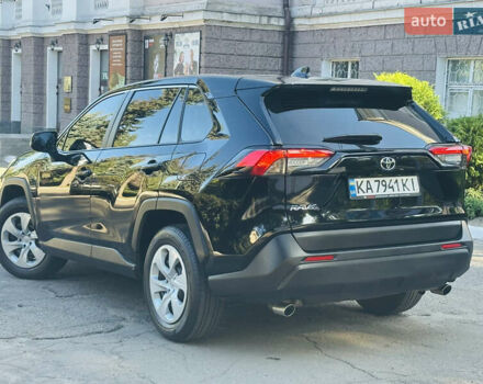 Черный Тойота РАВ 4, объемом двигателя 1.99 л и пробегом 28 тыс. км за 24800 $, фото 4 на Automoto.ua